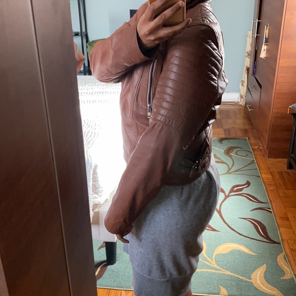 Barney’s deep tan real leather jacket - Picture 9 of 14